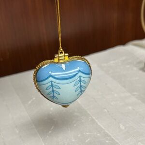 Valerie Parr Hill puffed Porcelain Locket Heart shaped hanging Ornament